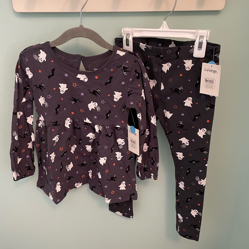 George Halloween Ghost Matching Set